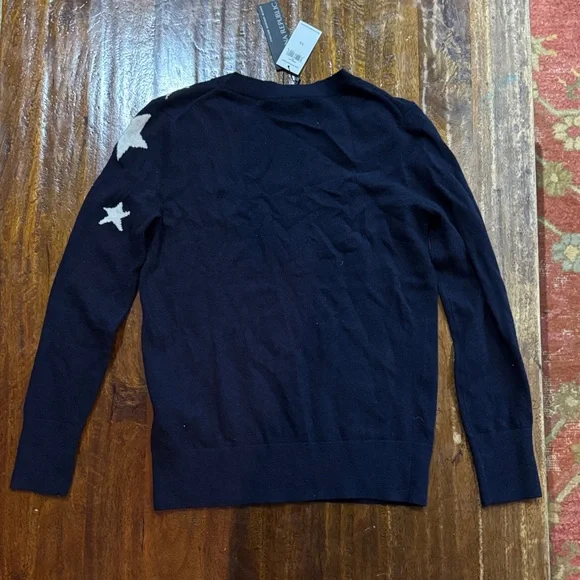 Banana Republic Navy and White Star Crewneck Sweater - Picture 3 of 3